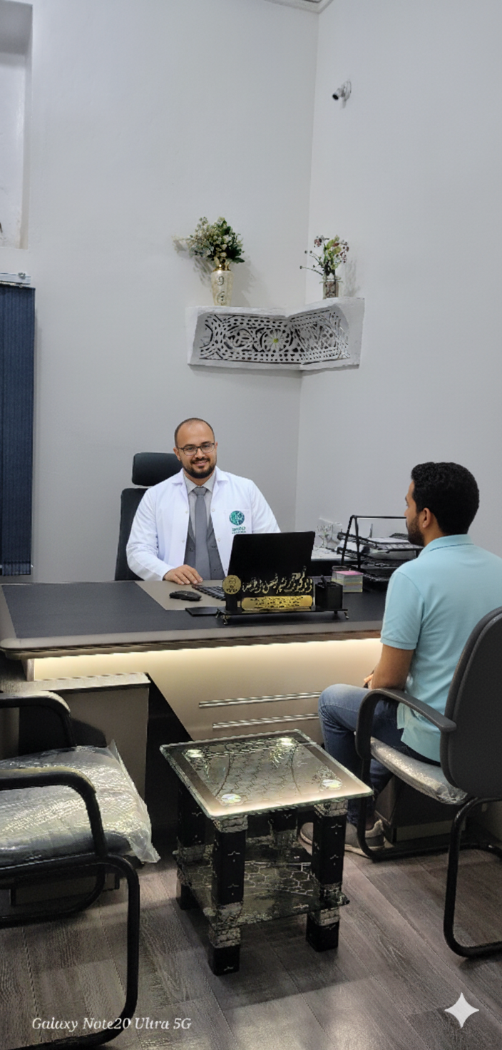 الدكتور في العيادة